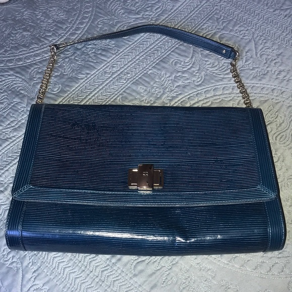 Kate Spade Handbag. - Picture 2 of 8
